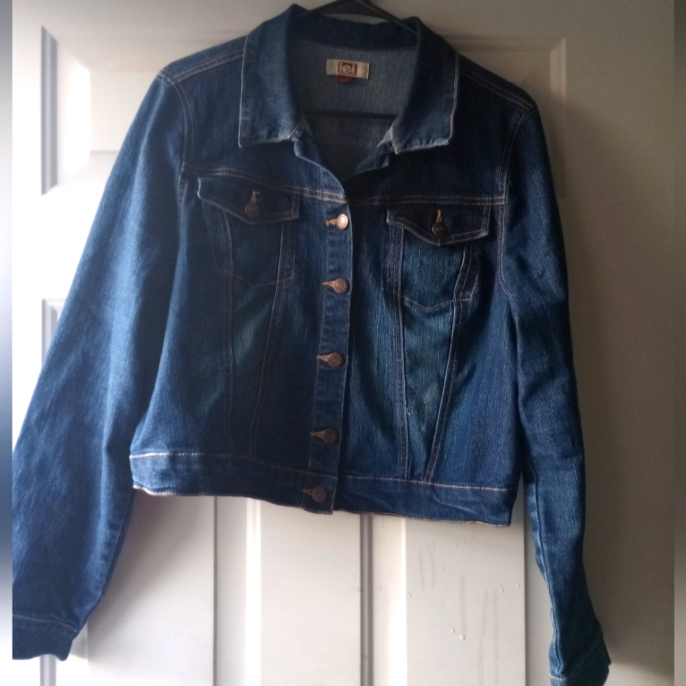 Jean jacket lei